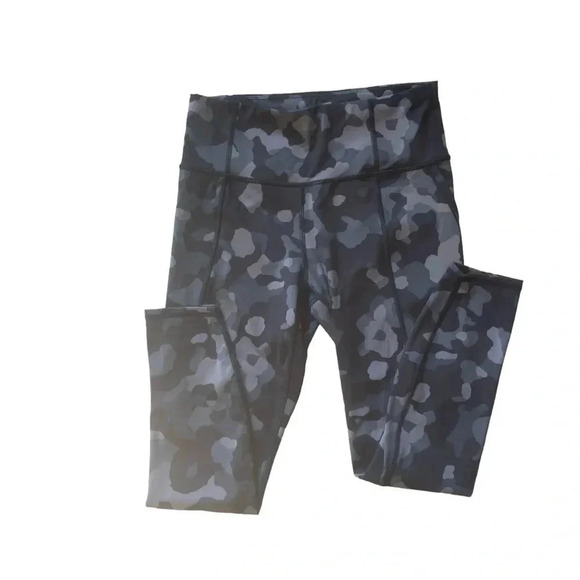 Athleta Lightning Camo 7/8 Supersonic Tight Leggings Pockets Size Small - Picture 2 of 6
